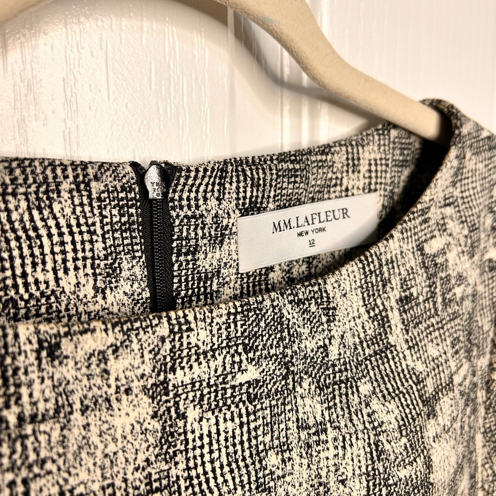MM LaFleur Etsuko Crackle Sheath Dress 3/4 Sleeve Black Gray Round‎ Neck Size 12 - Picture 4 of 9